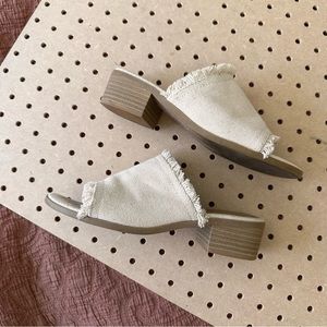 Canvas Style Block Heel Open Toe Mules